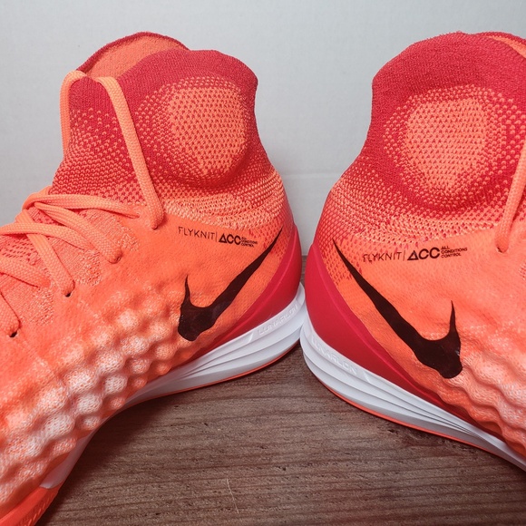 magista indoor boots